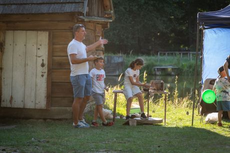 Układy Lata po raz trzeci. Garncarstwo, muzyka i taniec w Muzeum Wsi Radomskiej (68)