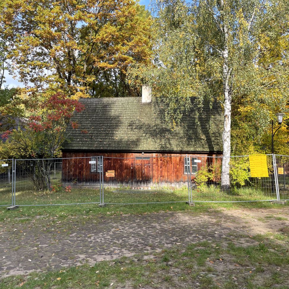 Rozpoczyna się drugi etap przebudowy czworaków dworskich z Konar