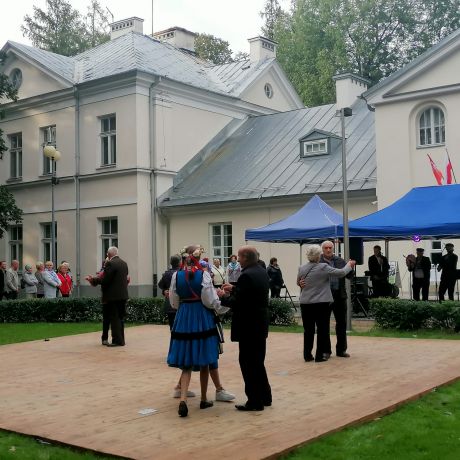 Potańcówka u Dembińskich